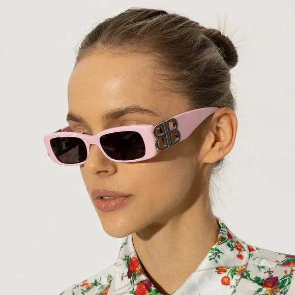 New Authentic Balenciaga Pink Rectangular Sunglasses Balenciaga | Accessories | Authentic Balenciaga Dynasty  main image 3